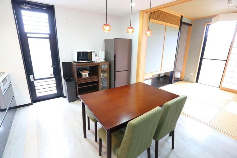 Tabinoteitaku Karstvilla 모토부 외부 사진