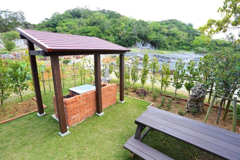 Tabinoteitaku Karstvilla 모토부 외부 사진