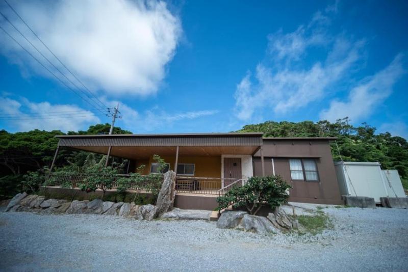 Tabinoteitaku Karstvilla 모토부 외부 사진