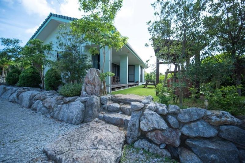 Tabinoteitaku Karstvilla 모토부 외부 사진